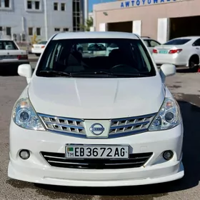 Nissan Versa 2010