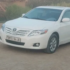 Toyota Camry 2010