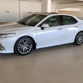 Toyota Camry 2018