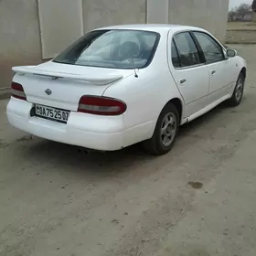 Nissan Bluebird 1993