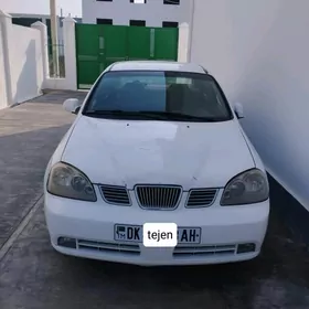 Daewoo Lacetti 2003