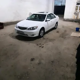 Toyota Camry 2005