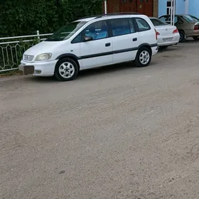 Opel Zafira 2001