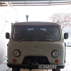 UAZ Profi 1987