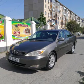 Toyota Camry 2004