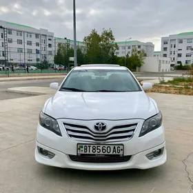 Toyota Camry 2011