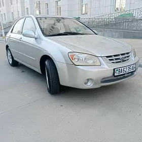 Kia Cerato 2004