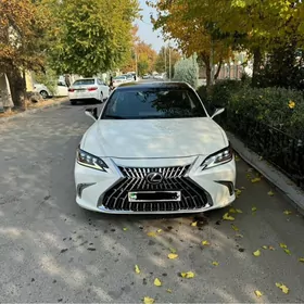 Lexus ES 350 2021