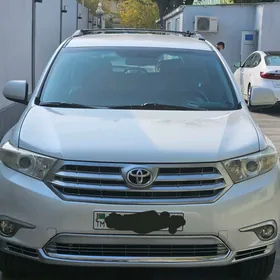 Toyota Highlander 2013