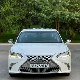 Lexus ES 350 2019