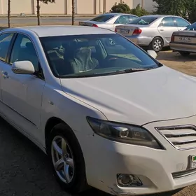 Toyota Camry 2011