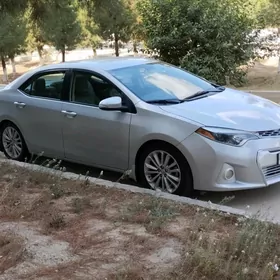 Toyota Corolla 2015