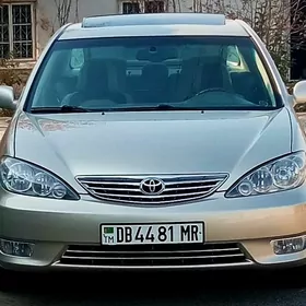 Toyota Camry 2005