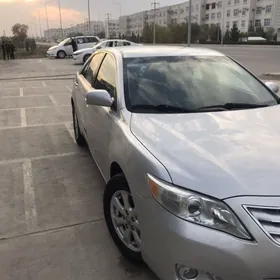 Toyota Camry 2011