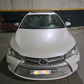 Toyota Camry 2016