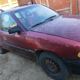 Opel Antara 1995