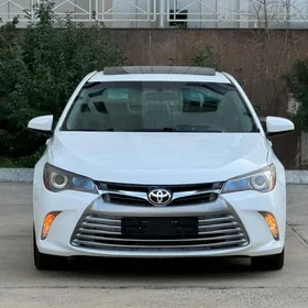 Toyota Camry 2016