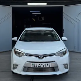 Toyota Corolla 2014