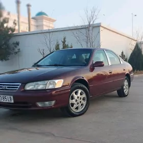 Toyota Camry 2000