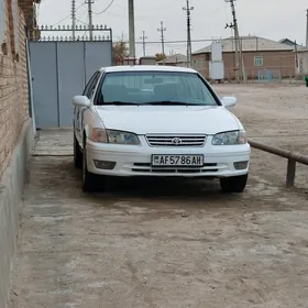 Toyota Camry 2001