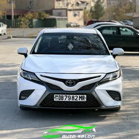 Toyota Camry 2022