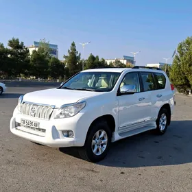 Toyota Land Cruiser Prado 2012