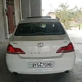 Toyota Avalon 2005