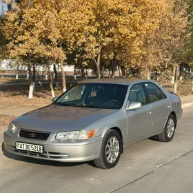 Toyota Camry 2000