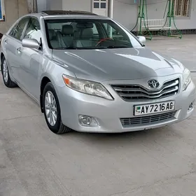 Toyota Camry 2011