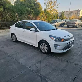 Kia Rio 2021