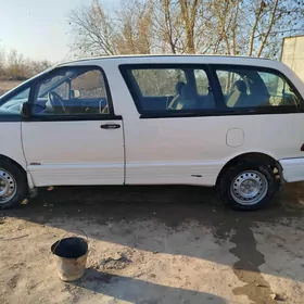 Toyota Previa 1995