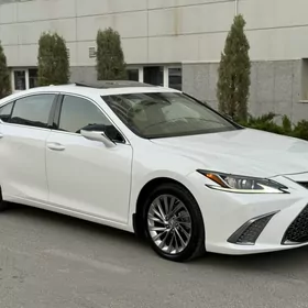 Lexus ES 350 2019