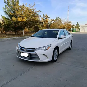 Toyota Camry 2016