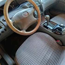 Toyota Avalon 2000