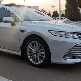 Toyota Camry 2022