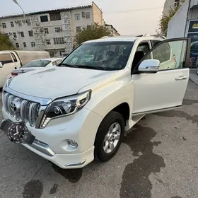 Toyota Land Cruiser Prado 2015