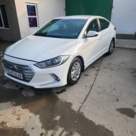 Hyundai Elantra 2017