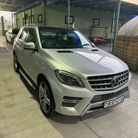 Mercedes-Benz ML350 2012