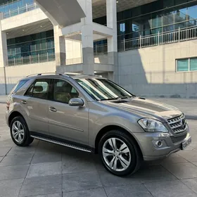 Mercedes-Benz ML350 2008