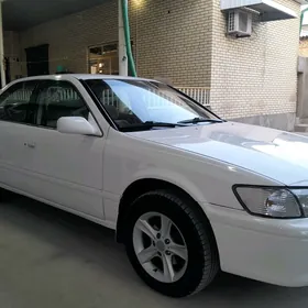 Toyota Camry 2000