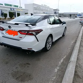 Toyota Camry 2022