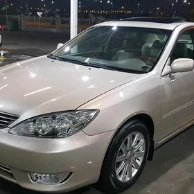 Toyota Camry 2004