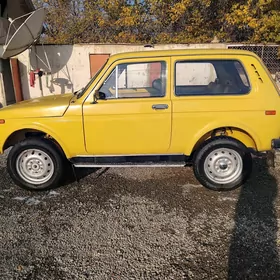 Lada Niva 1982