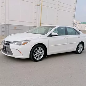 Toyota Camry 2015