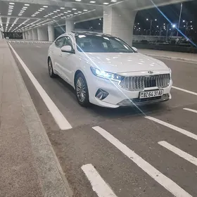 Kia Cadenza 2020