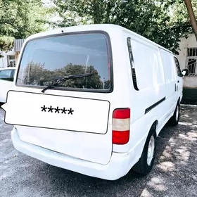 Toyota Hiace 2001