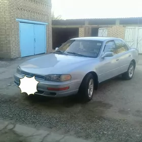 Toyota Camry 1993