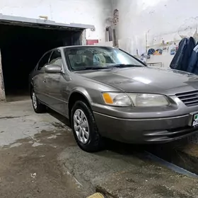 Toyota Camry 1998