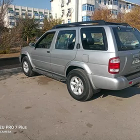 Nissan Pathfinder 2003