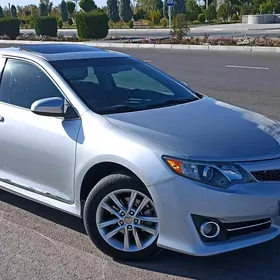 Toyota Camry 2013